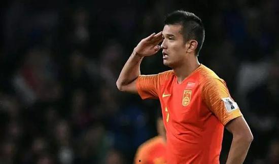 亚洲杯敬军礼视频,致敬军魂的瞬间 亚洲杯敬军礼视频,致敬军魂的瞬间